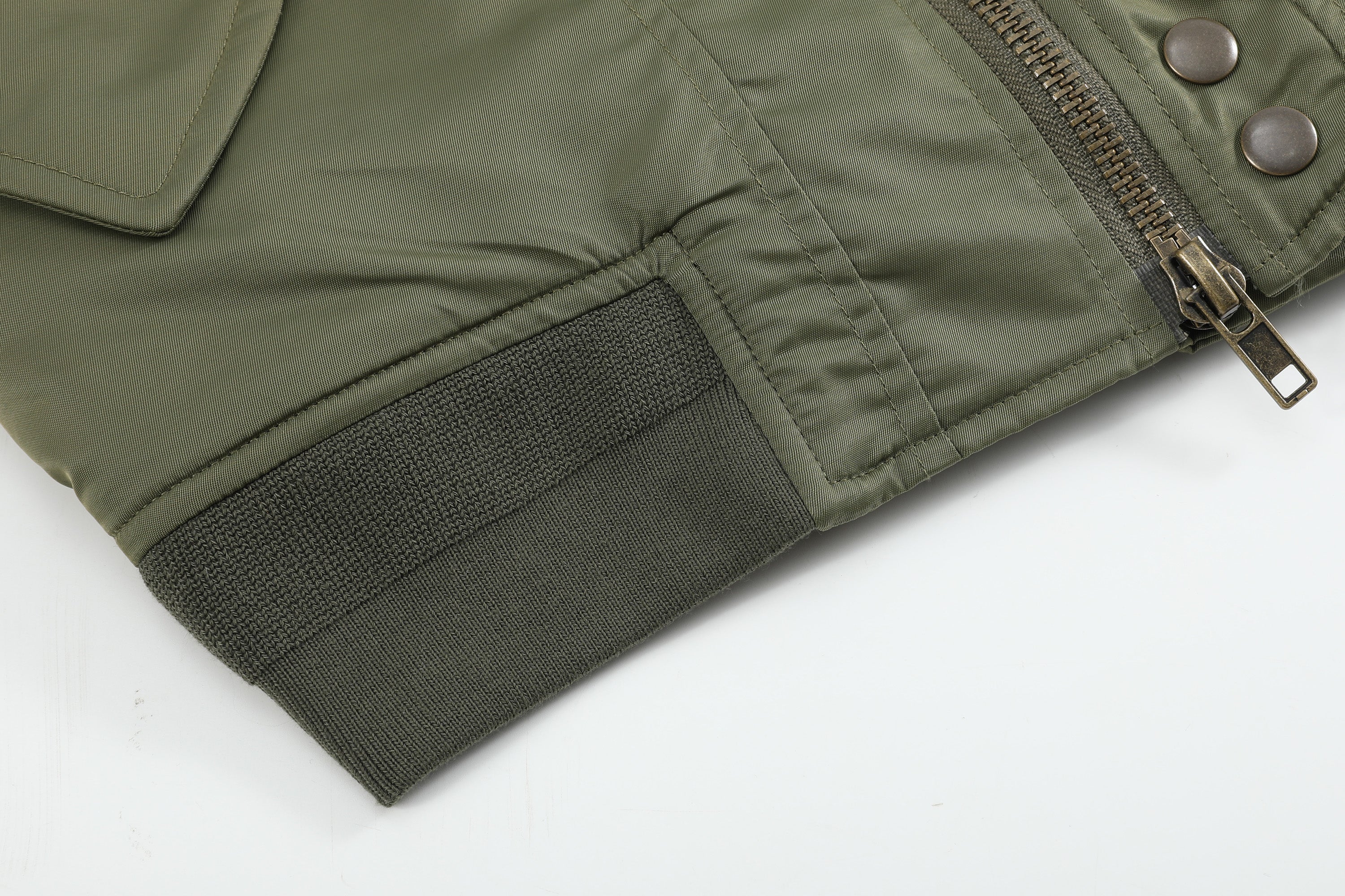 no E mosen(noE)豹纹毛领机车军绿色短款双形态bomber棉服