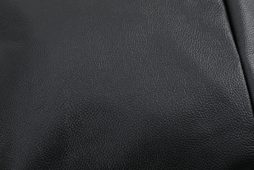 noEmosen(noE）马毛羊皮感超纤皮铆钉复古朋克街头通勤双肩包