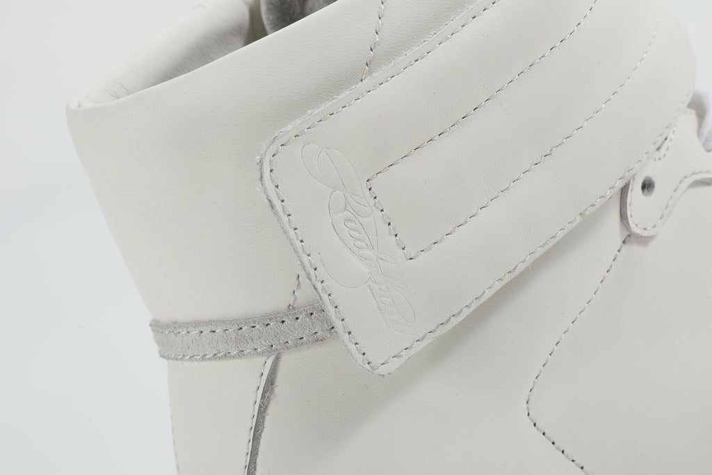 noEmosen（noE) N01 头层牛皮复古铆钉休闲薄底高帮future运动鞋