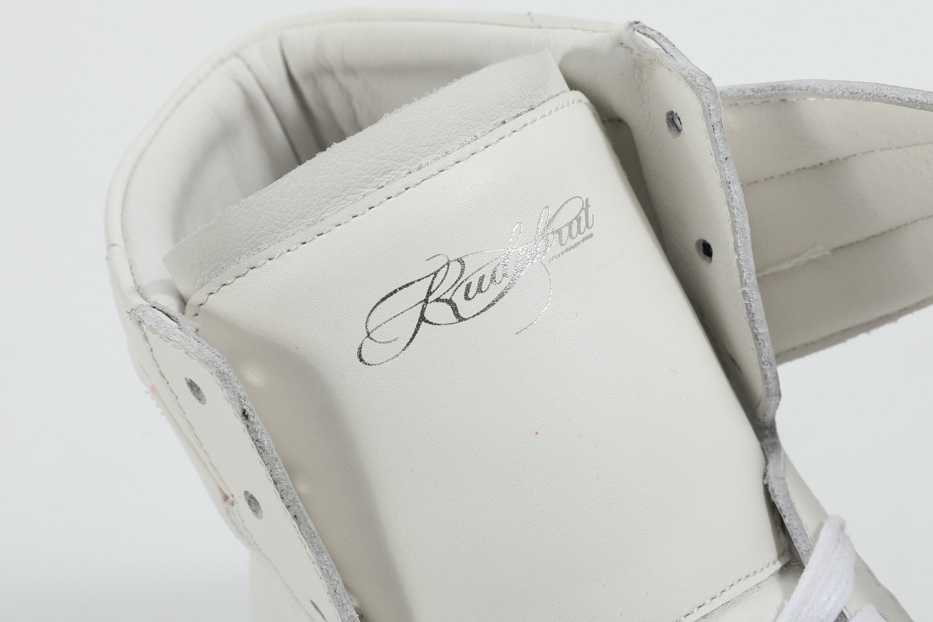 noEmosen（noE) N01 头层牛皮复古铆钉休闲薄底高帮future运动鞋