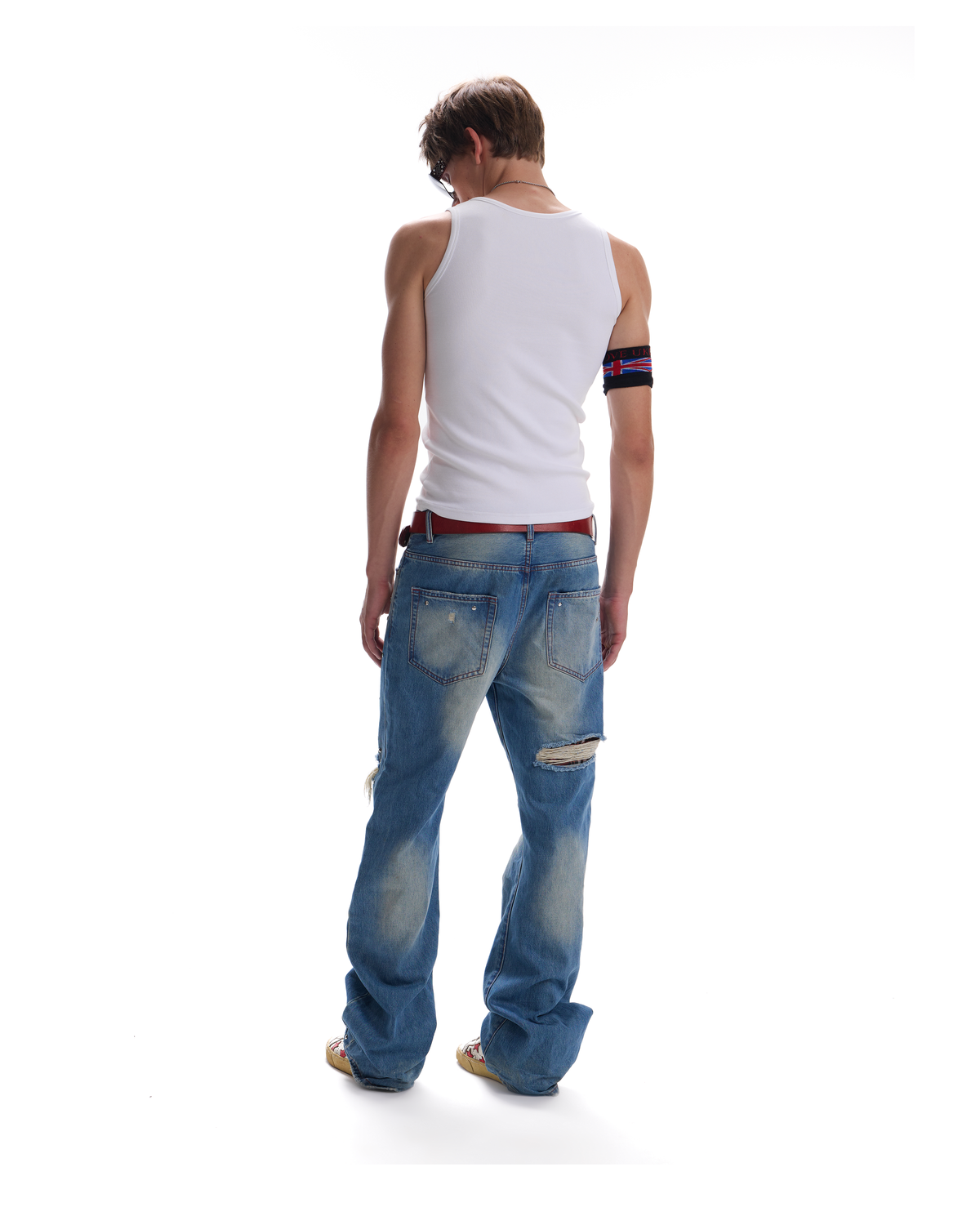 NOEMOSEN-HQ-ORIGINAL-20260914:NE0181A_MODEL_003.png