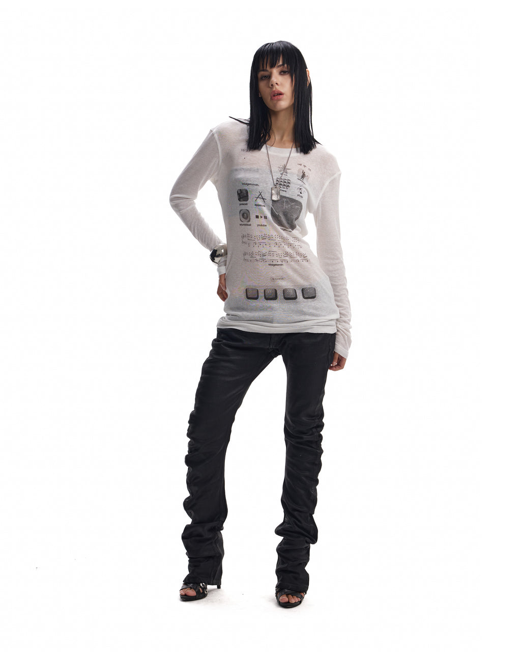 NOEMOSEN-HQ-ORIGINAL-20260914:NE0247_MODEL_001.jpg