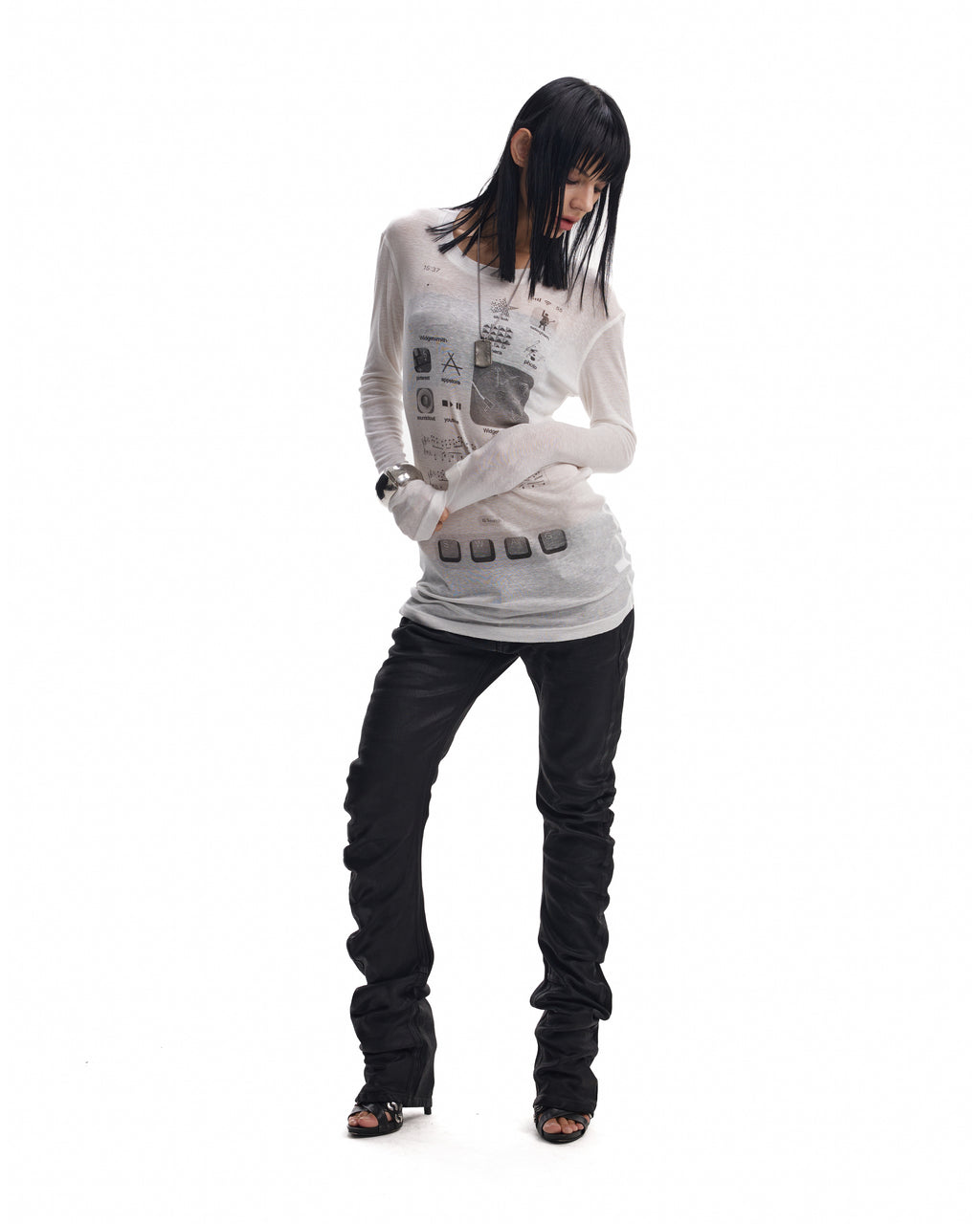 NOEMOSEN-HQ-ORIGINAL-20260914:NE0247_MODEL_004.jpg