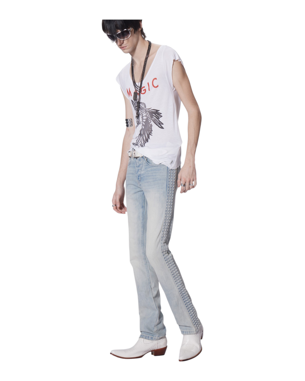 NOEMOSEN-PHOTOROOM-WHITE-20260915:NE0261_MODEL_002.png