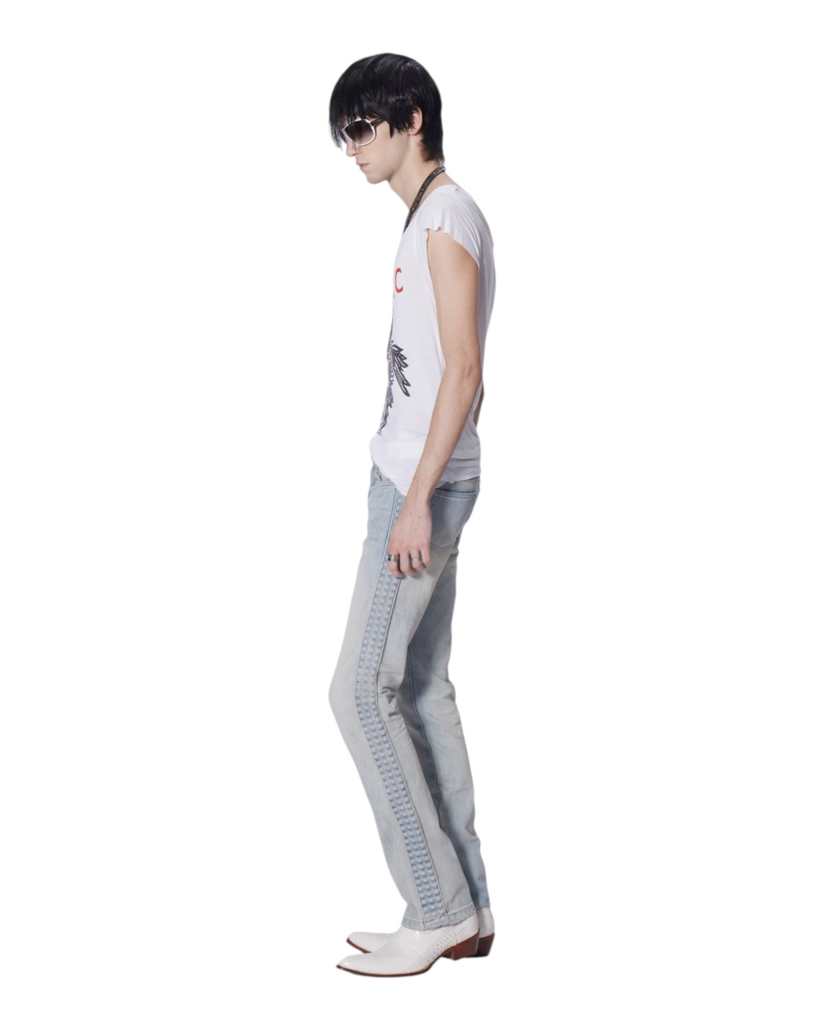 NOEMOSEN-PHOTOROOM-WHITE-20260915:NE0261_MODEL_009.png