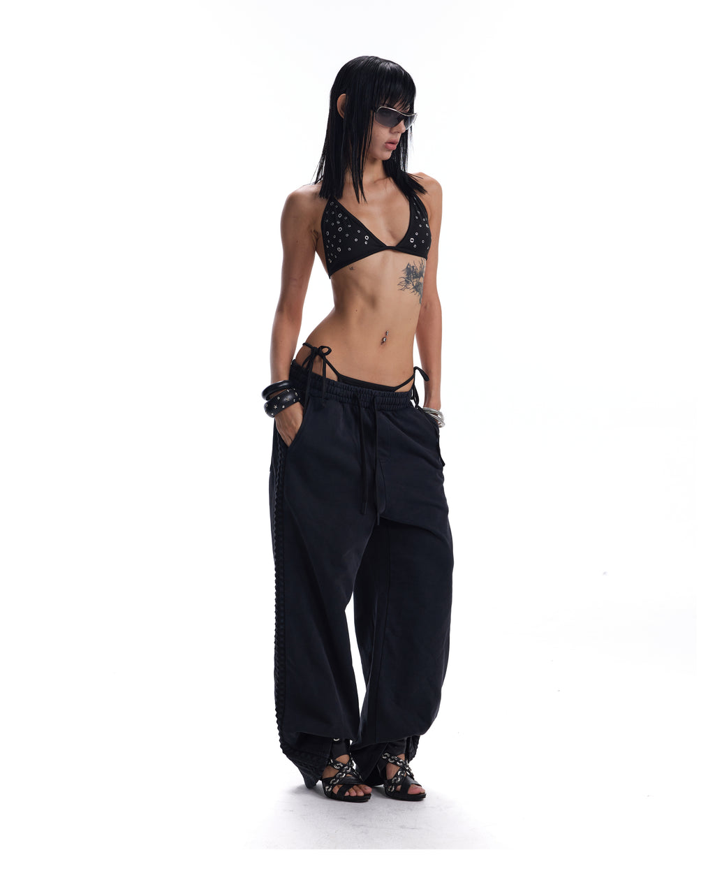 NOEMOSEN-HQ-ORIGINAL-20260914:NE5226A_MODEL_003.jpg