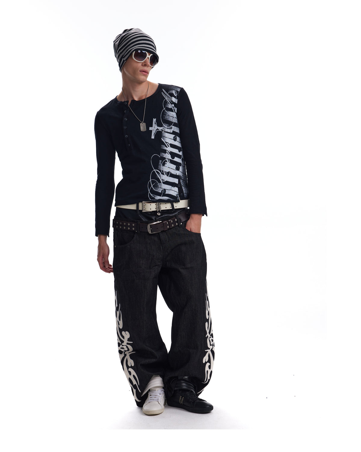 NOEMOSEN-HQ-ORIGINAL-20260914:NE5242A_MODEL_004.jpg