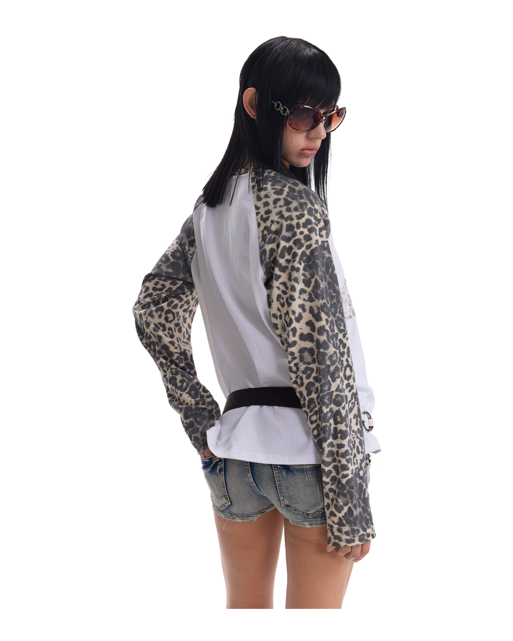 NOEMOSEN-HQ-ORIGINAL-20260914:NE5243A_MODEL_004.png