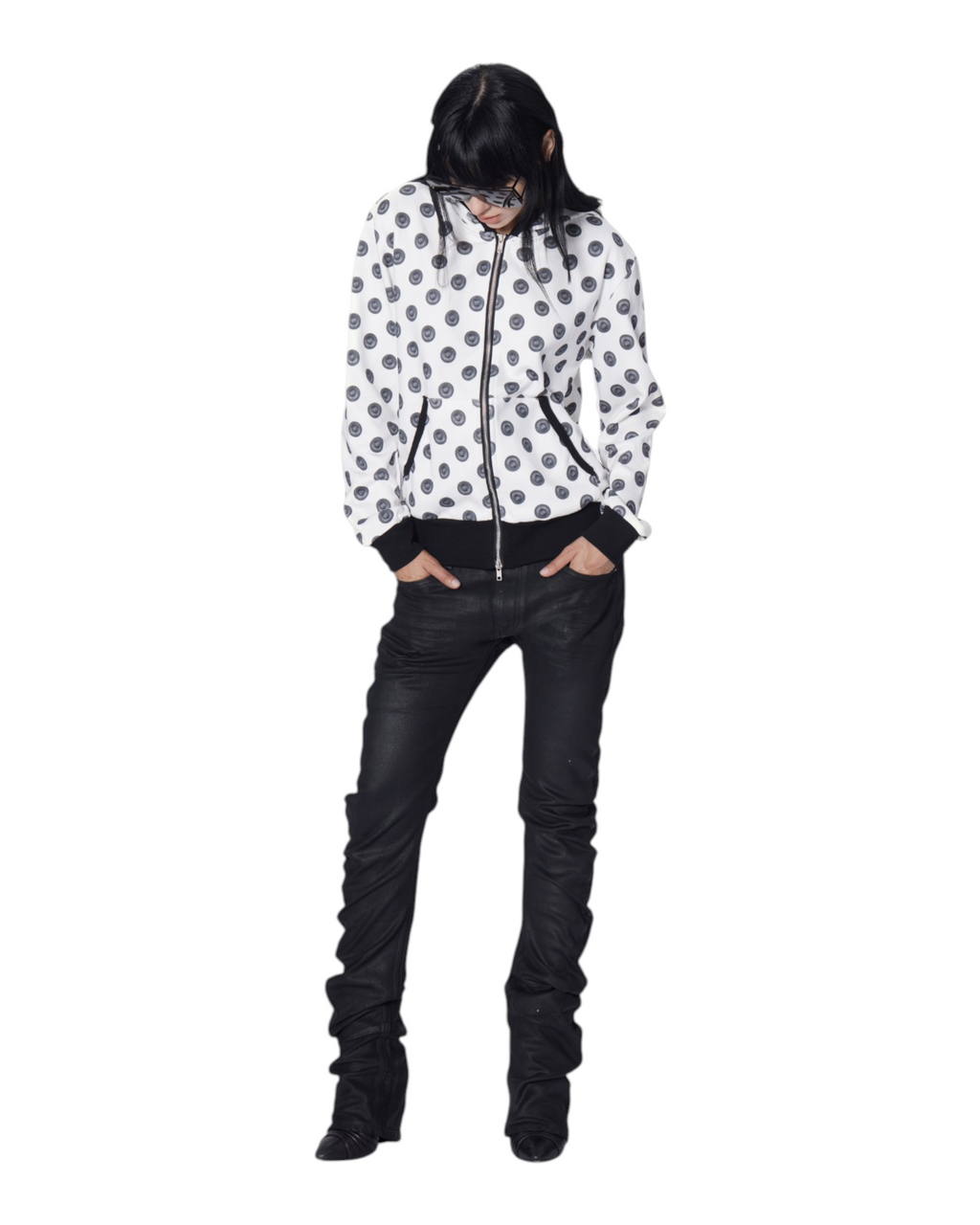 NOEMOSEN-PHOTOROOM-WHITE-20260915:NE5268A_MODEL_004.png