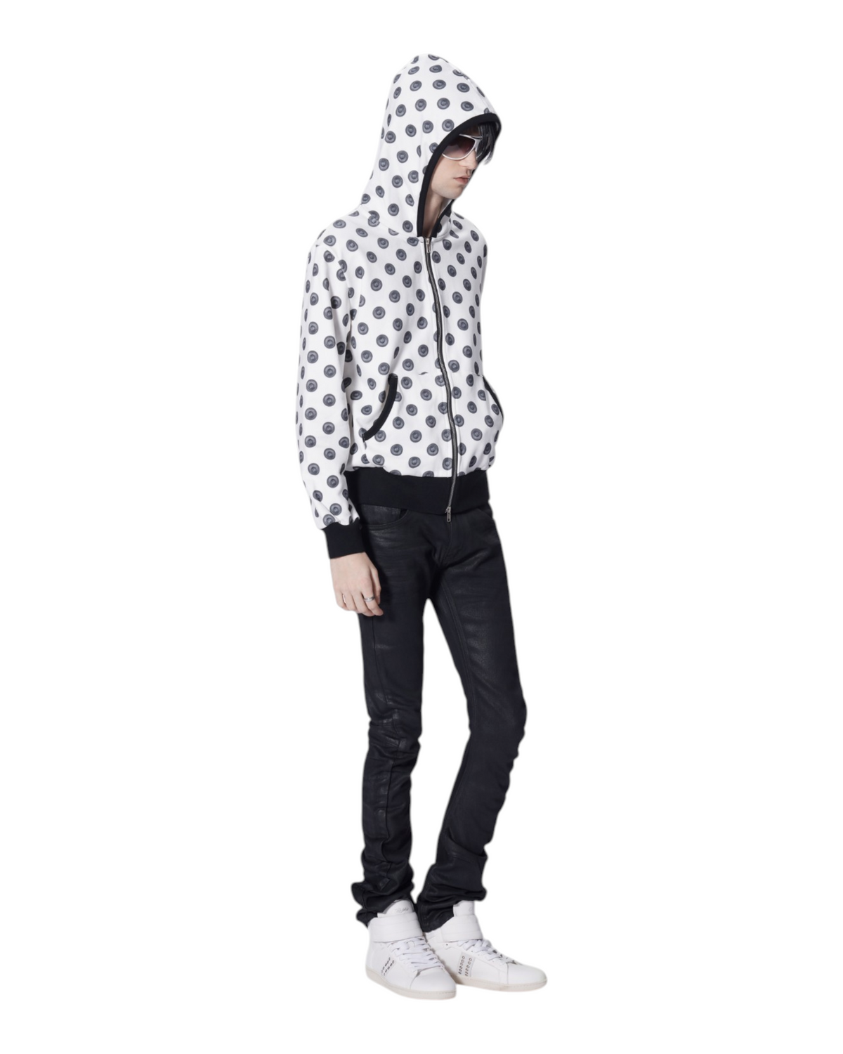 NOEMOSEN-PHOTOROOM-WHITE-20260915:NE5268A_MODEL_009.png