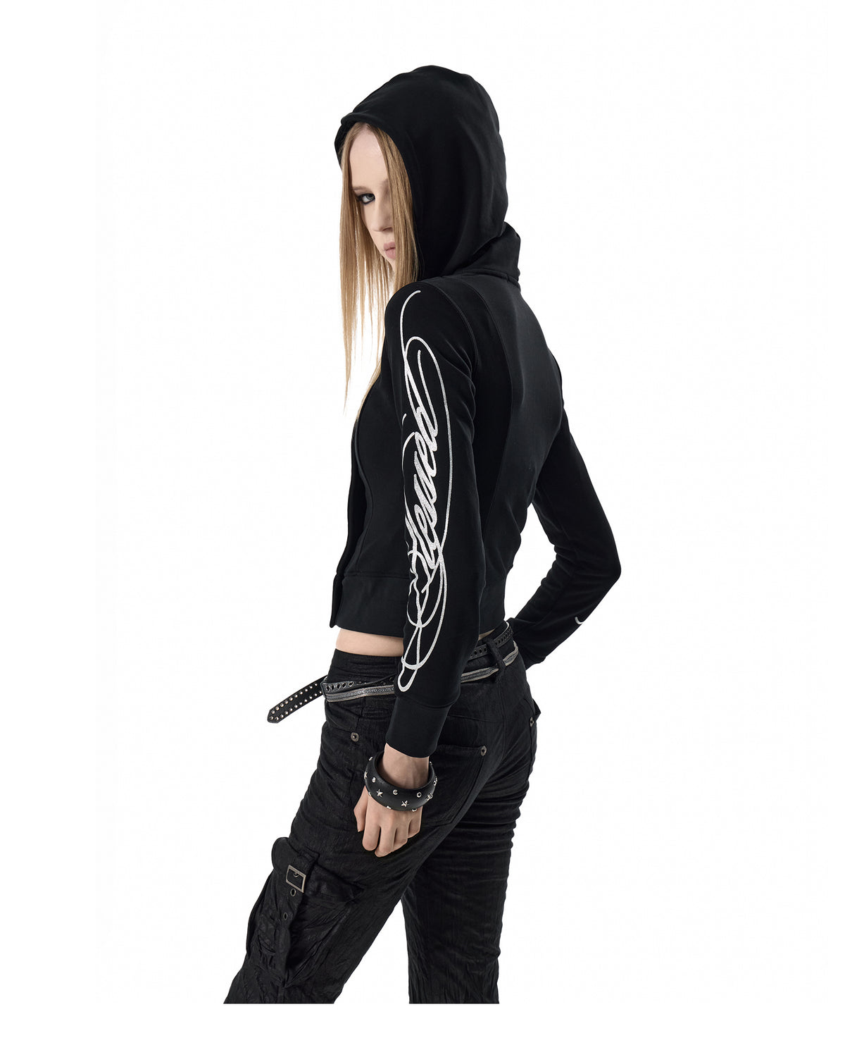 NOEMOSEN-HQ-ORIGINAL-20260914:NE5275A_MODEL_006.jpg