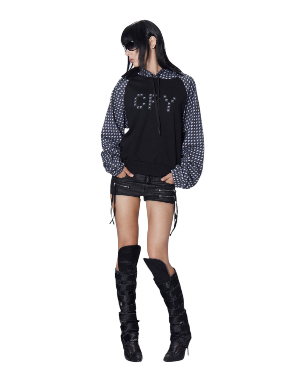 NOEMOSEN-PHOTOROOM-WHITE-20260915:NE5288A_MODEL_009.png