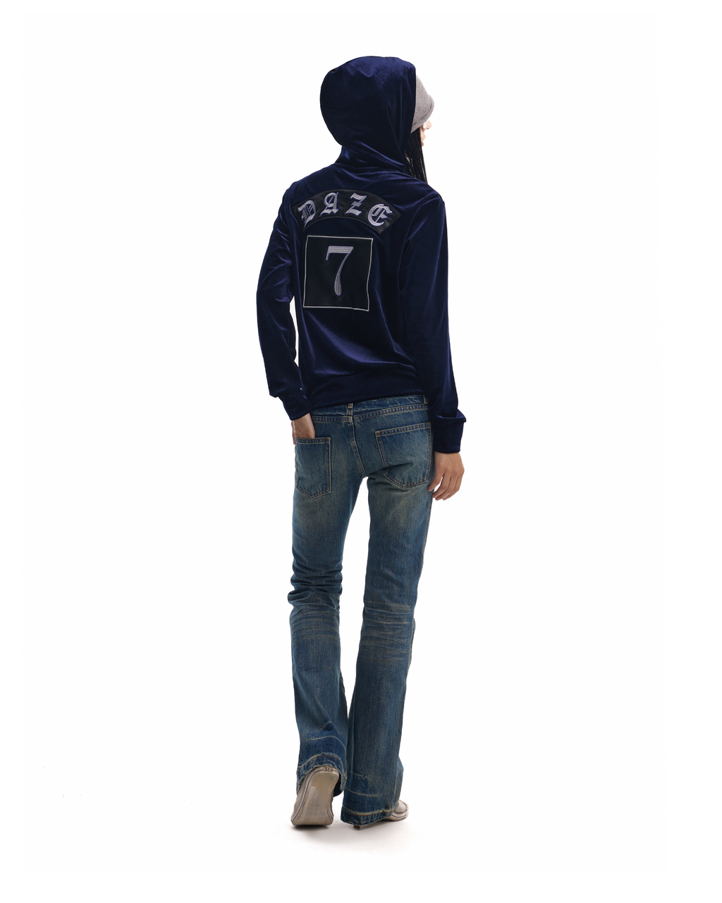 NOEMOSEN-HQ-ORIGINAL-20260914:NE5299A_MODEL_003.png
