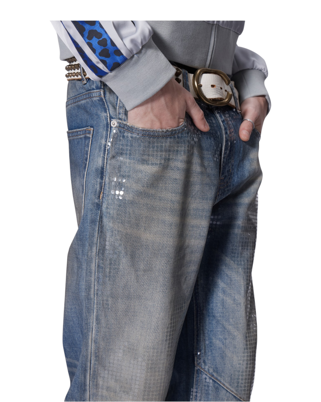 NOEMOSEN-PHOTOROOM-WHITE-20260915:NE5317A_MODEL_007.png