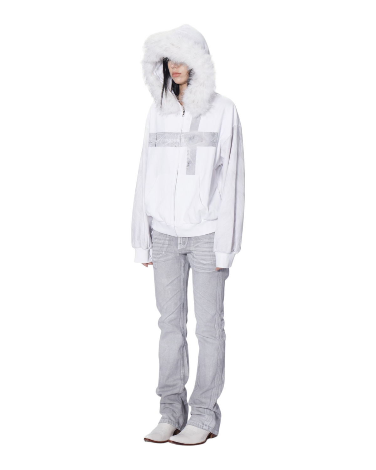 NOEMOSEN-PHOTOROOM-WHITE-20260915:NE5321A_MODEL_008.png