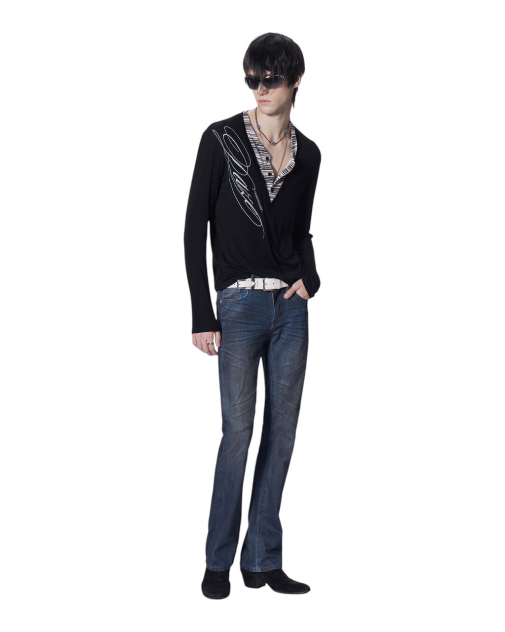 NOEMOSEN-PHOTOROOM-WHITE-20260915:NE5329A_MODEL_002.png