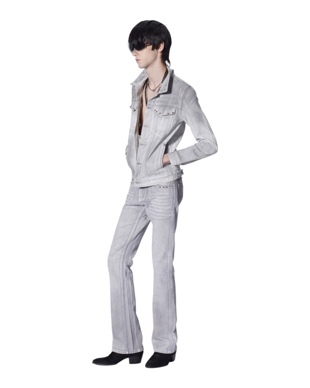 NOEMOSEN-PHOTOROOM-WHITE-20260915:NE5332A_MODEL_003.png